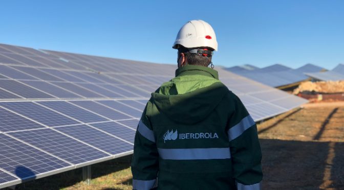 Iberdrola inicia su primera planta fotovoltaica en California