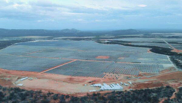 Vanguard 1P de TrinaTracker alimenta una planta fotovoltaica (PV) de 520 MW en Brasil