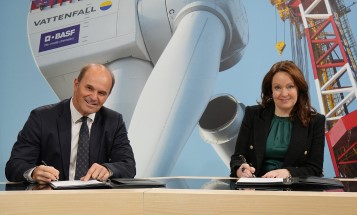 Vattenfall y BASF firman un acuerdo de compra del 49 por ciento de la eólica marina de Nordlicht en Alemania