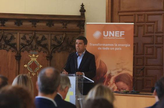 Carlos Mazón, presidente de la Comunidad Valenciana: “La Comunidad Valenciana quiere liderar la transición energética con la fotovoltaica como protagonista”